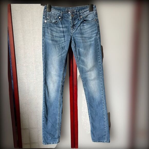 Miss Me “Nicole” 5 Pocket Low Rise Skinny Jeans Medium Wash (Size: 26) - Picture 2 of 14